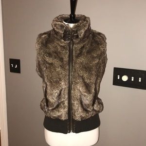 Forever 21 faux fur vest